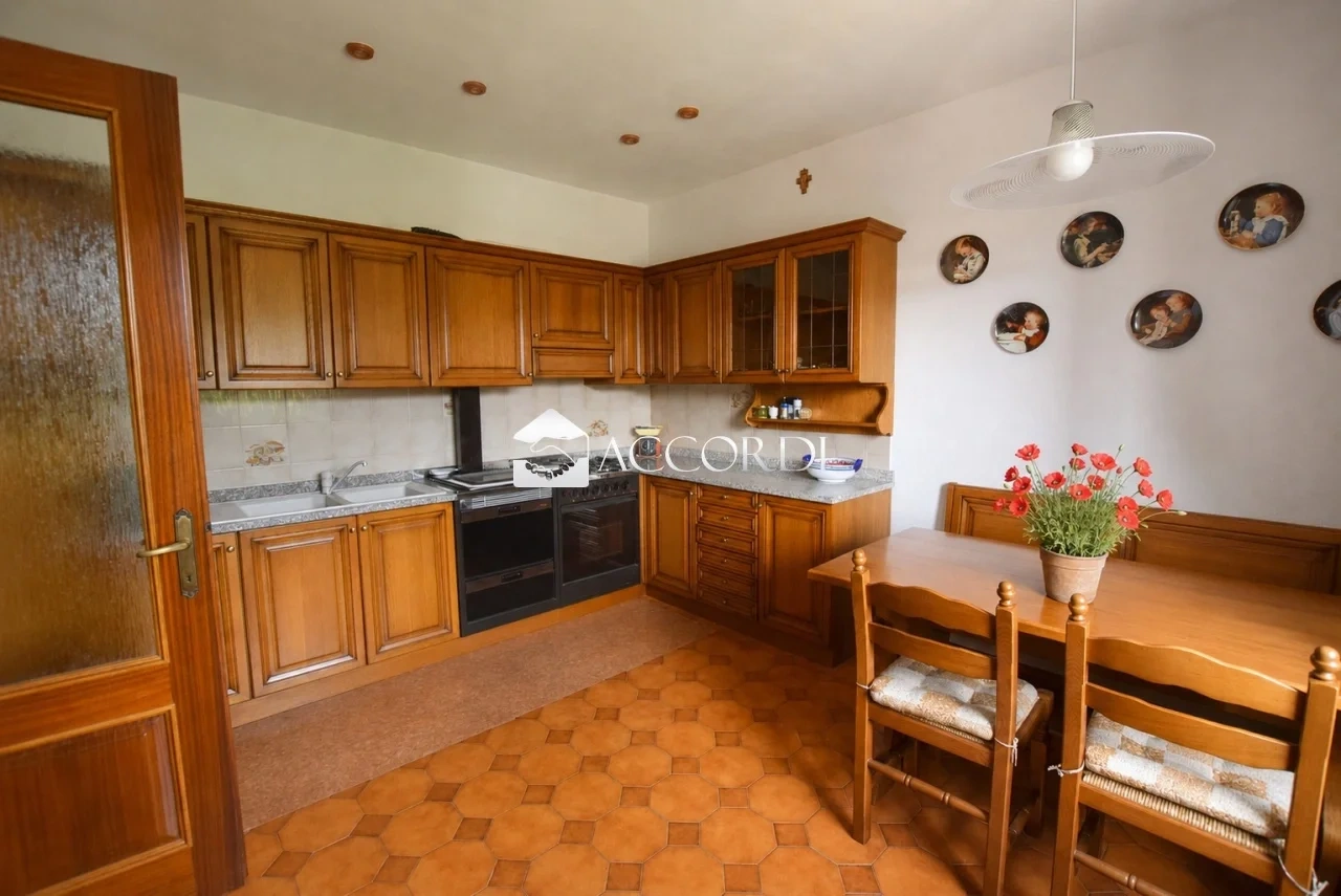2 - house for sale in giavera del montello veneto italy