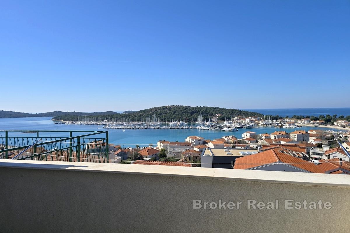 2 - venta casa vista al mar rogoznica šibenik-knin croacia