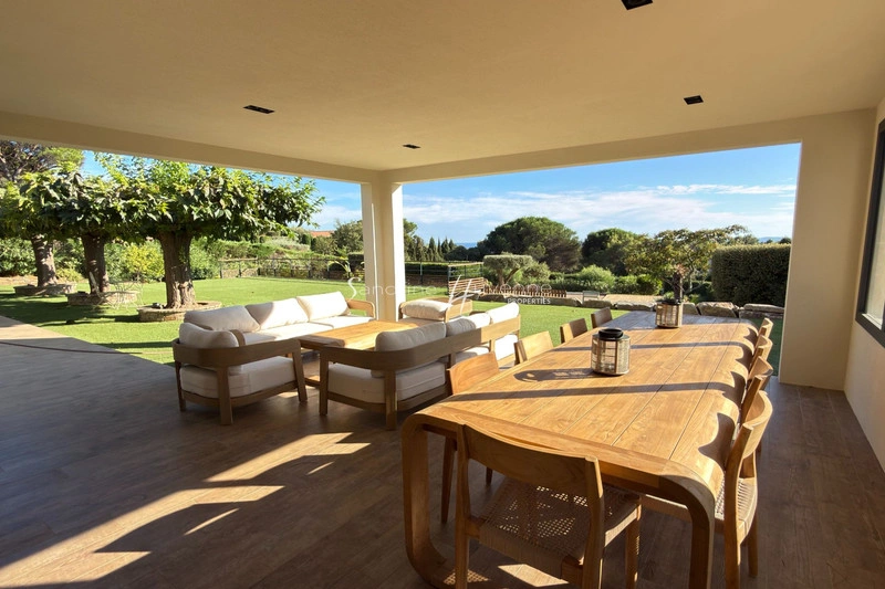2 - house for sale in la croix-valmer var france