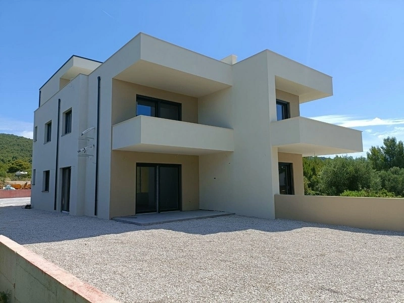2 - vendita appartamento vista mare tribunj sebenico e tenin croazia