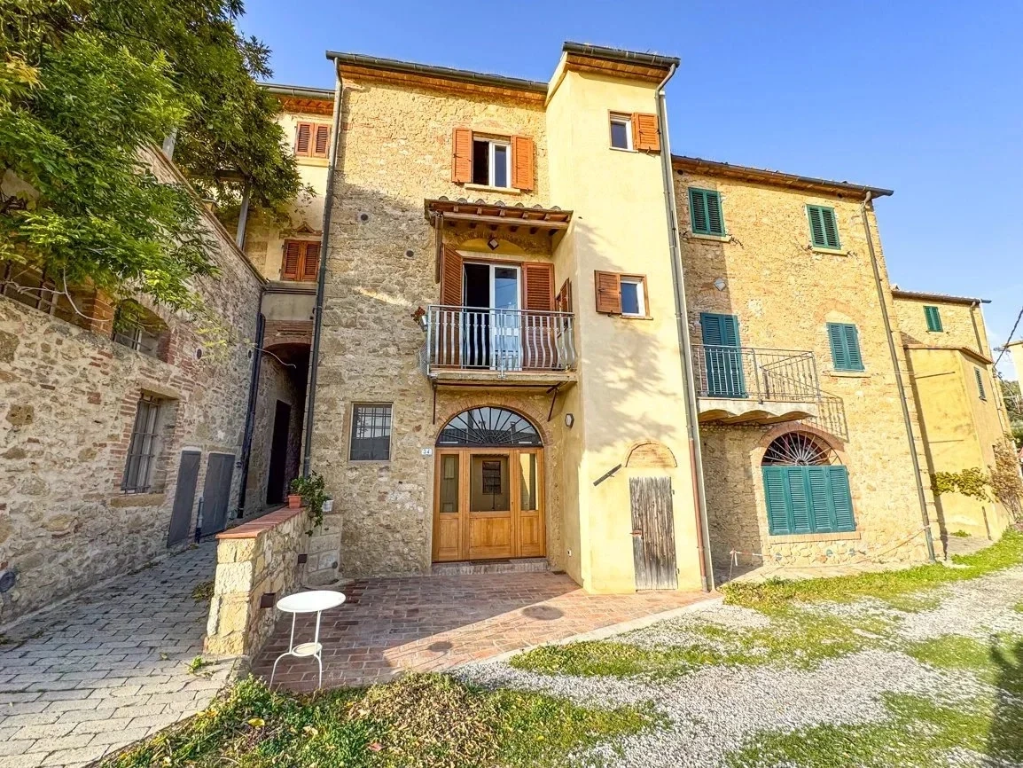 Carla Trinari (@agenziaimmobiliareariete) • Instagram photos and videos, image size:1154x866