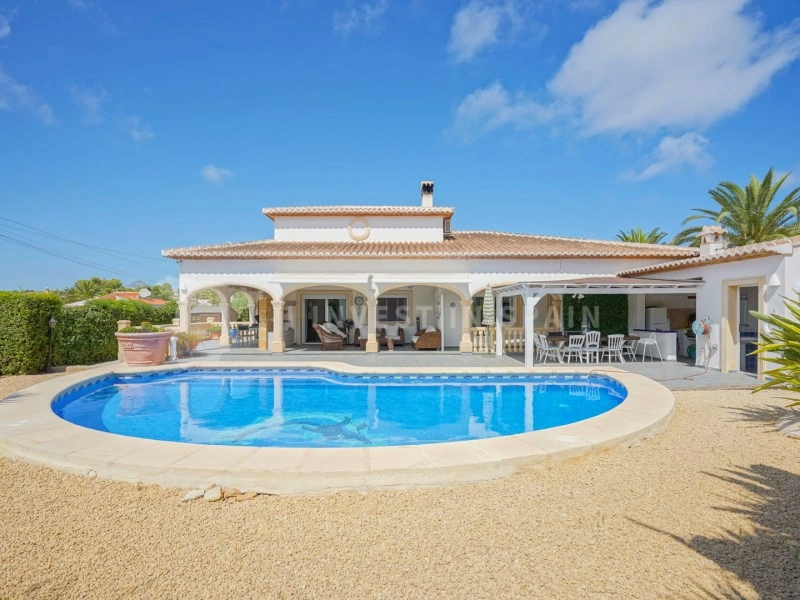 Casa con piscina