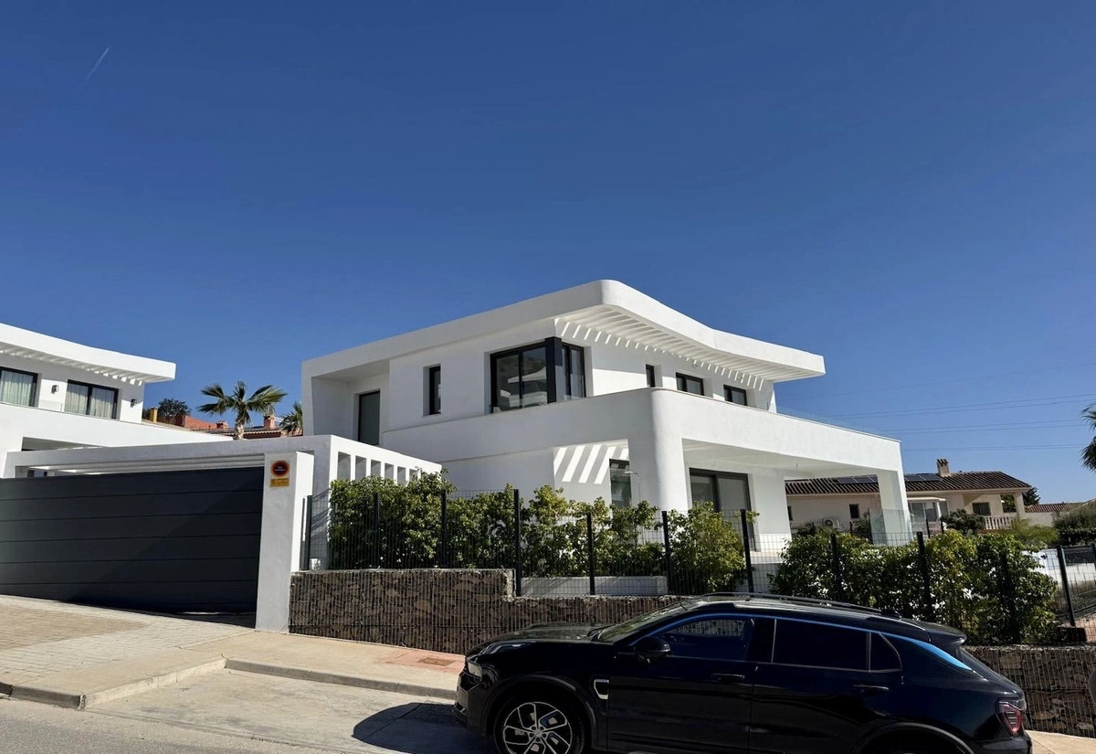 2 - house for sale in fuengirola - costa del sol andalusia spain