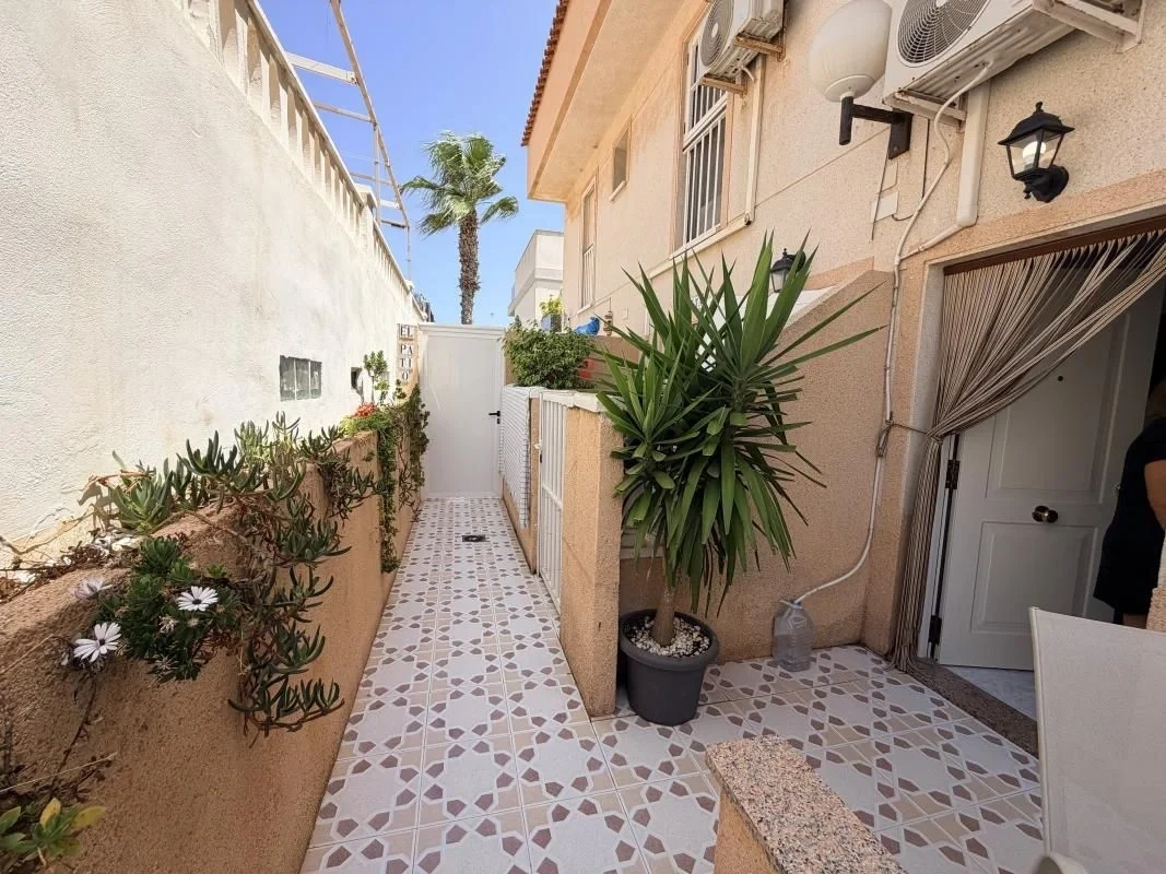 2 - beach walk house for sale in torrevieja - costa blanca valencian community spain
