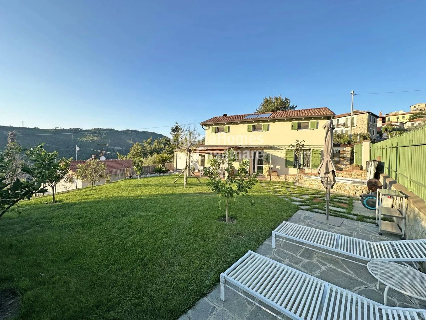 2 - vente maison seborga ligurie italie