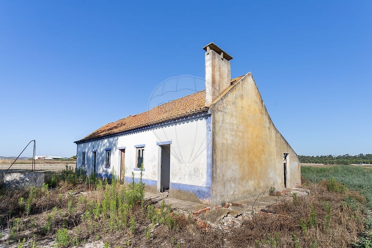 1 - estate for sale in moita lisbon region portugal