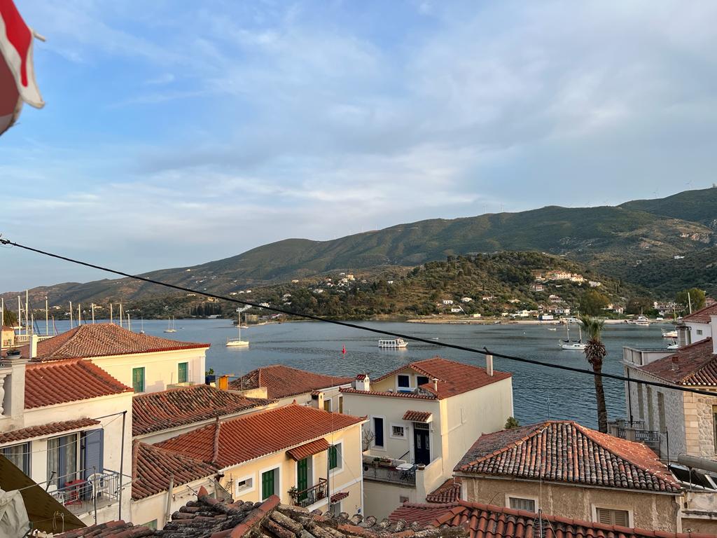 2 - verkoop huis uitzicht op zee poros attica griekenland