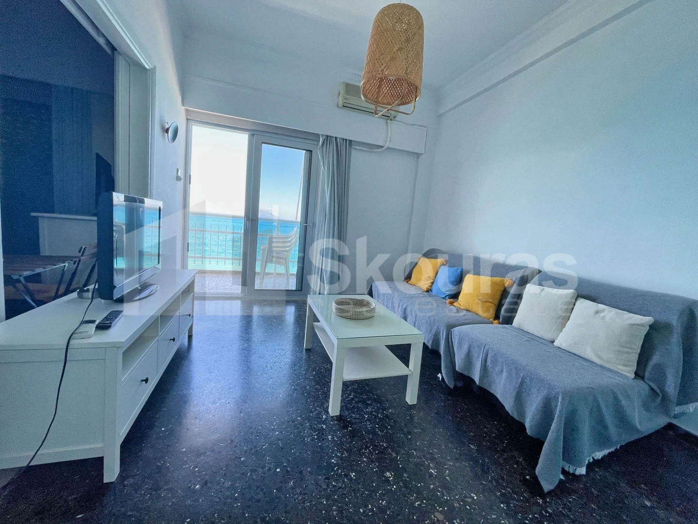 2 - venda apartamento frente ao mar loutraki-perachora peloponeso grécia