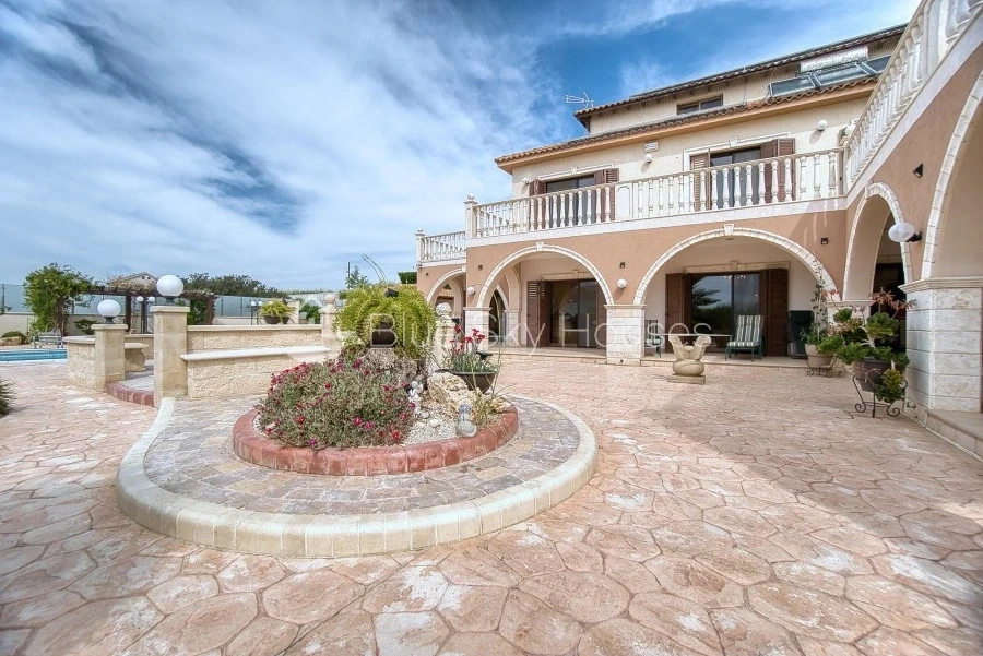 2 - venda villa limassol limassol chipre