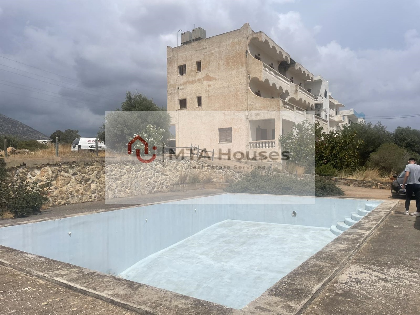 1 - waterfront building for sale in ammoudara crete greece