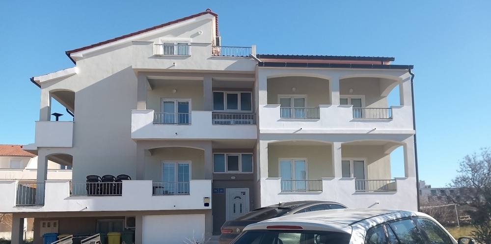 2 - vendita stabile vista mare novalja lika-segni croazia