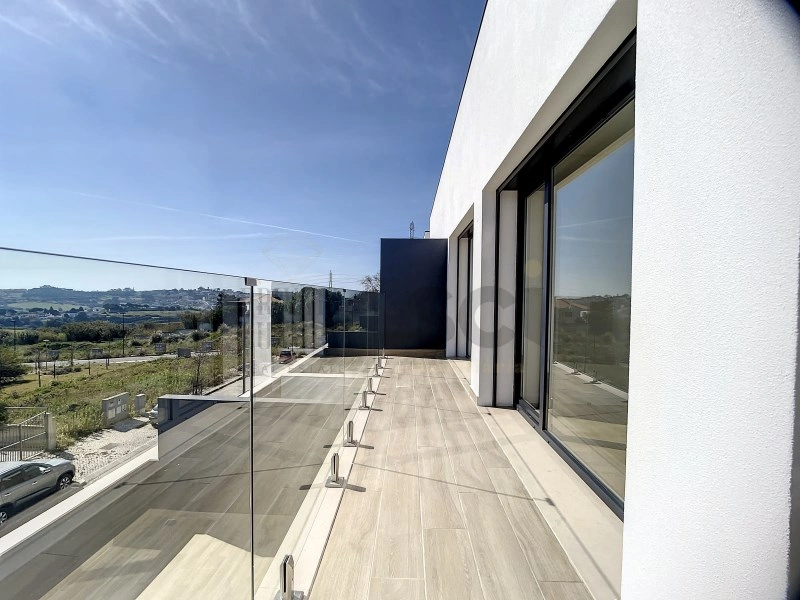 2 - house for sale in caparica lisbon region portugal