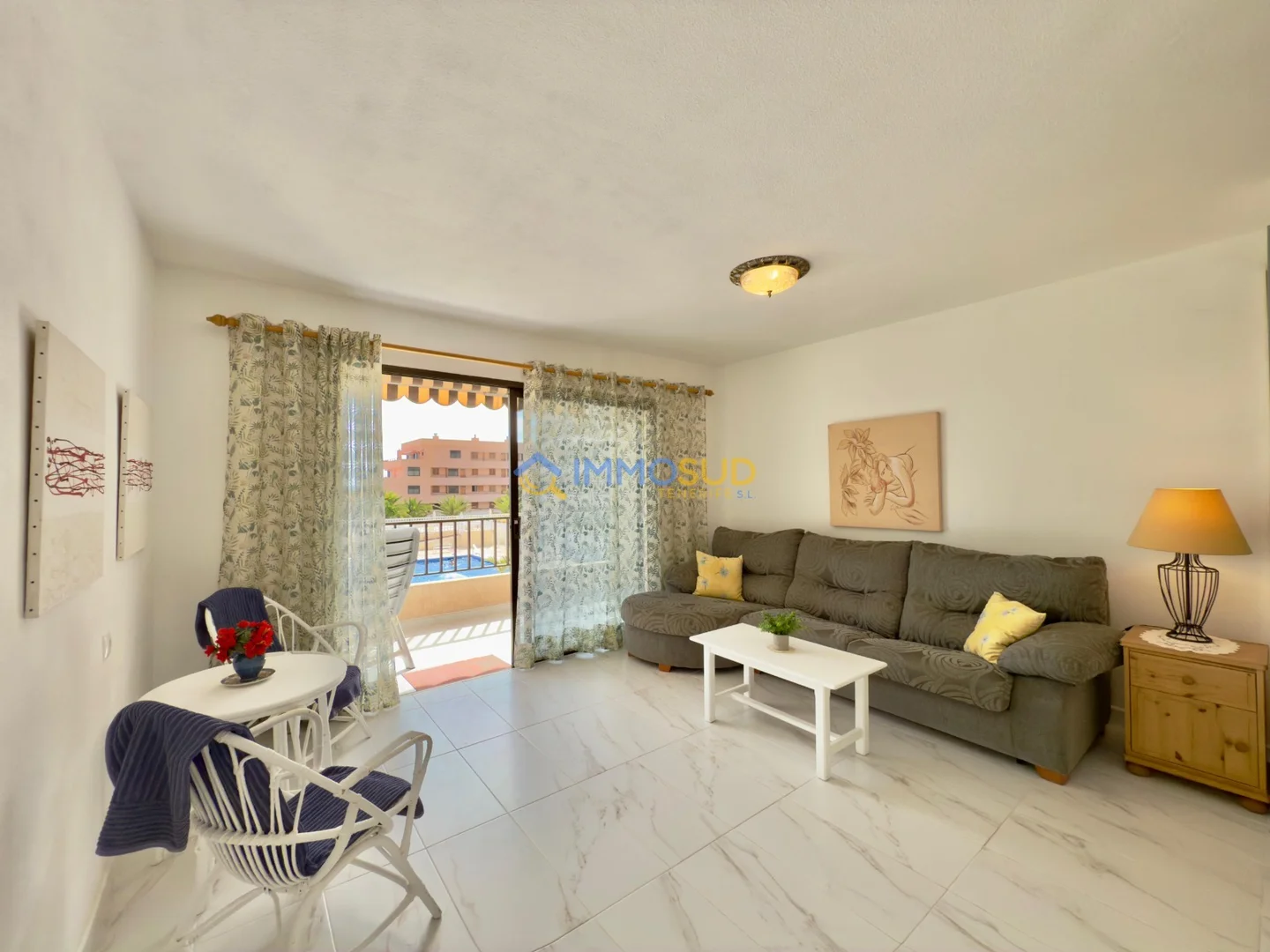 2 - verkoop appartement aan het water los cristianos tenerife - canary islands spanje