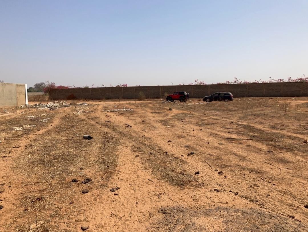1 - venda terreno ngaring thiès senegal