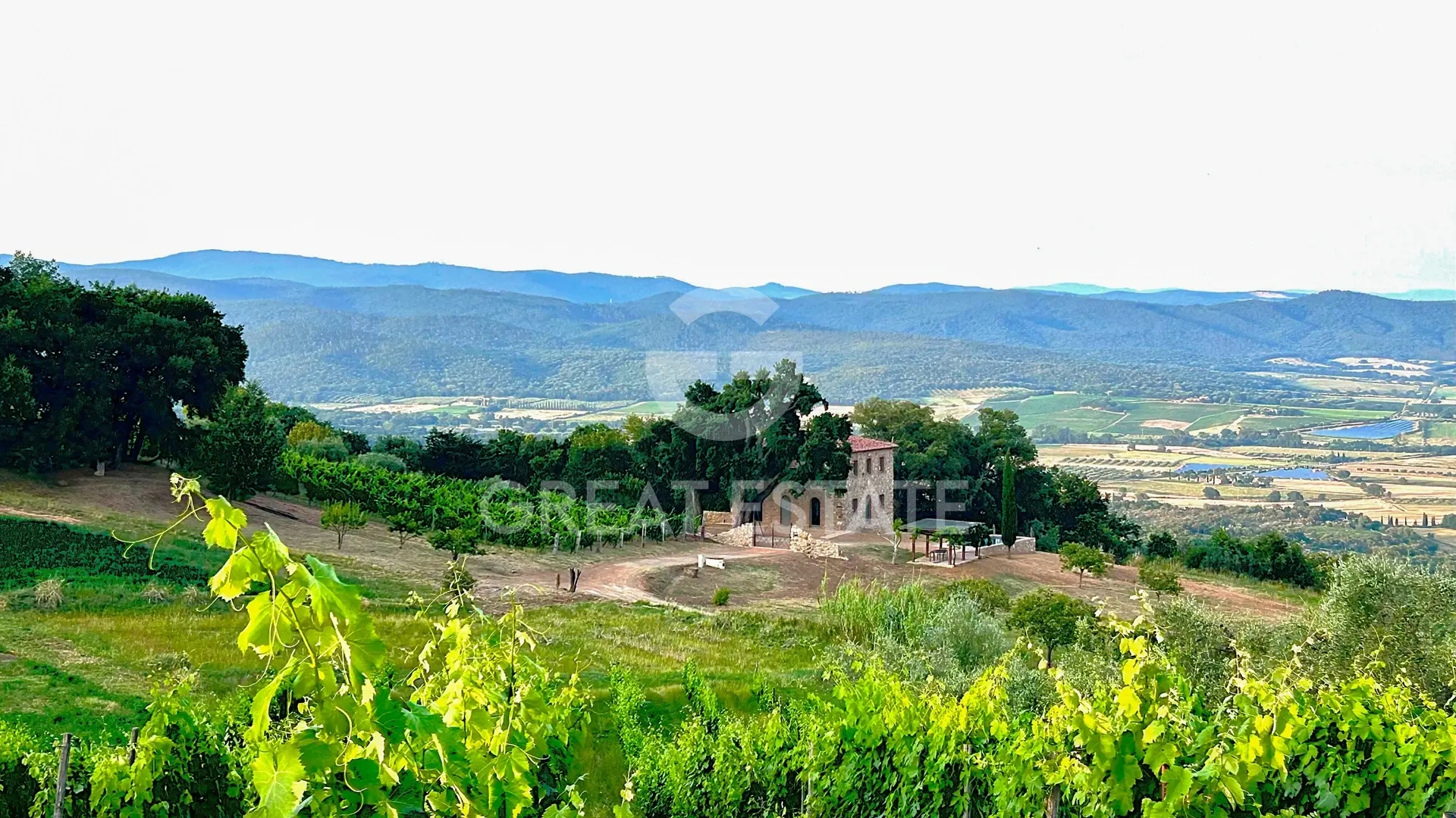 2 - venda propriedade roccastrada toscana itália