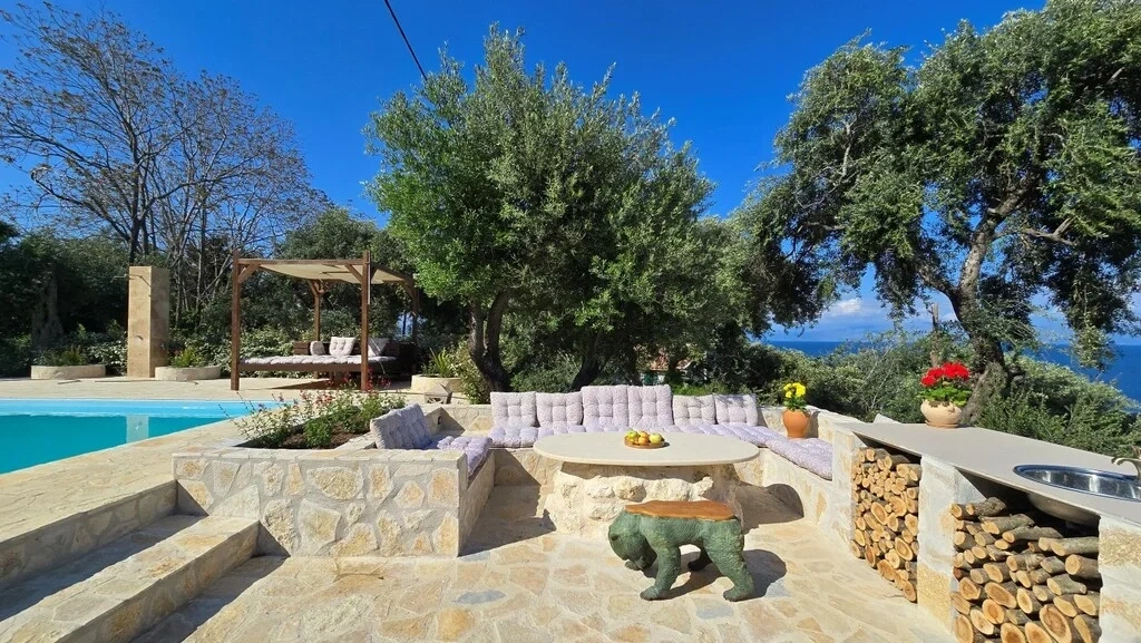 2 - sea view house for sale in achílleion ionian islands greece