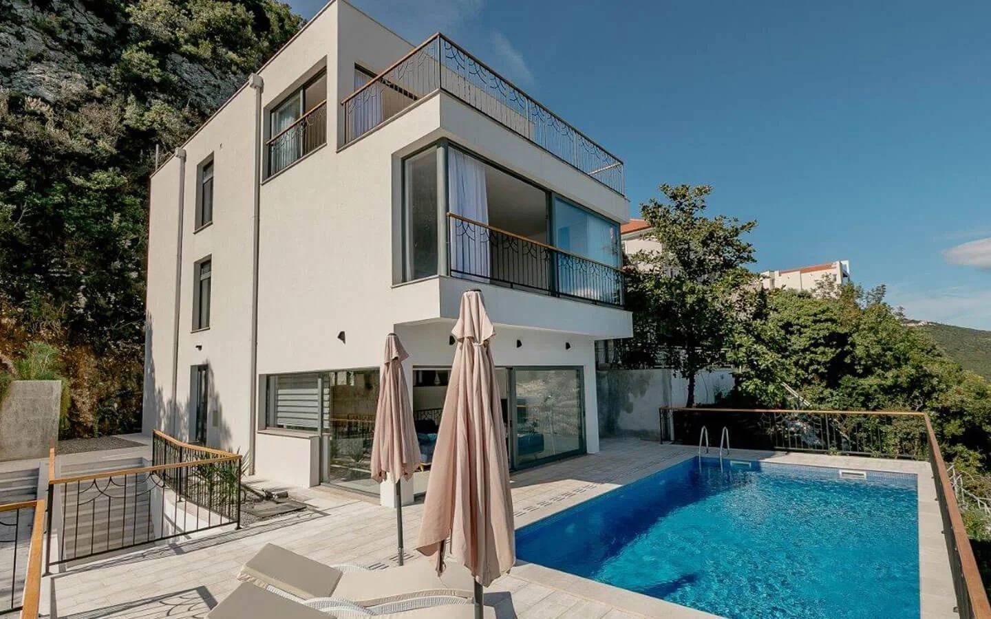 2 - verkauf haus meerblick provodina herceg novi montenegro