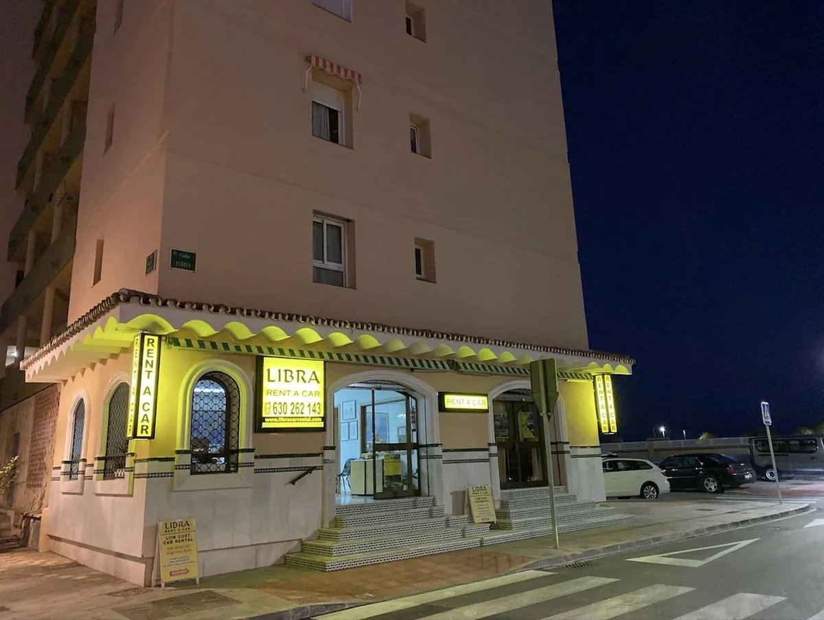 1 - venda espaço comercial a praia ao pé fuengirola - costa del sol andaluzia espanha