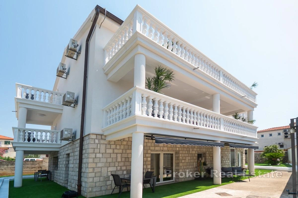 1 - vente maison plage à pied vodice šibenik-knin croatie