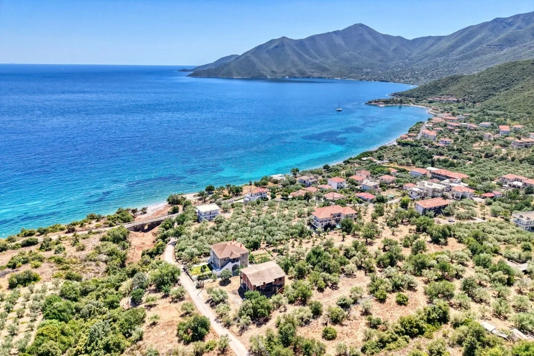2 - venta terreno leonídio peloponeso grecia