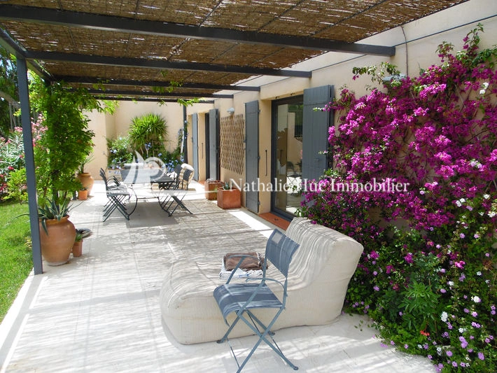 Propriedade com piscina