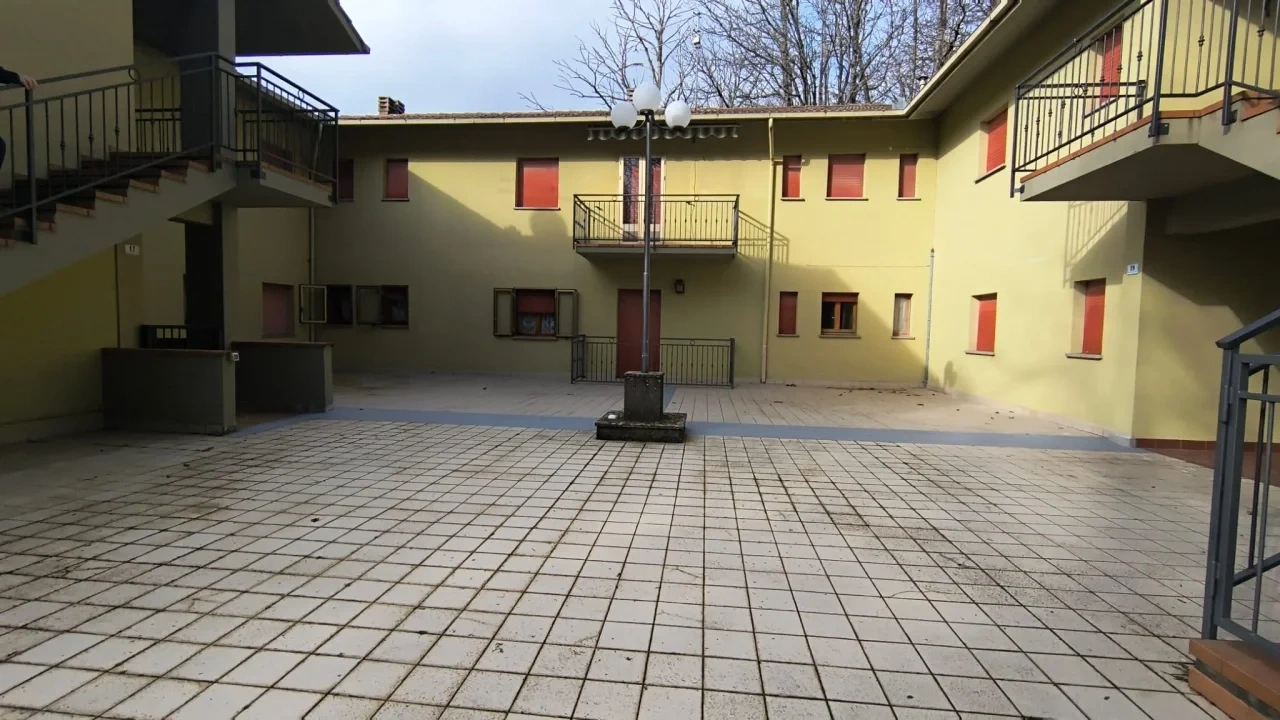 2 - apartment for sale in santa fiora tuscany italy