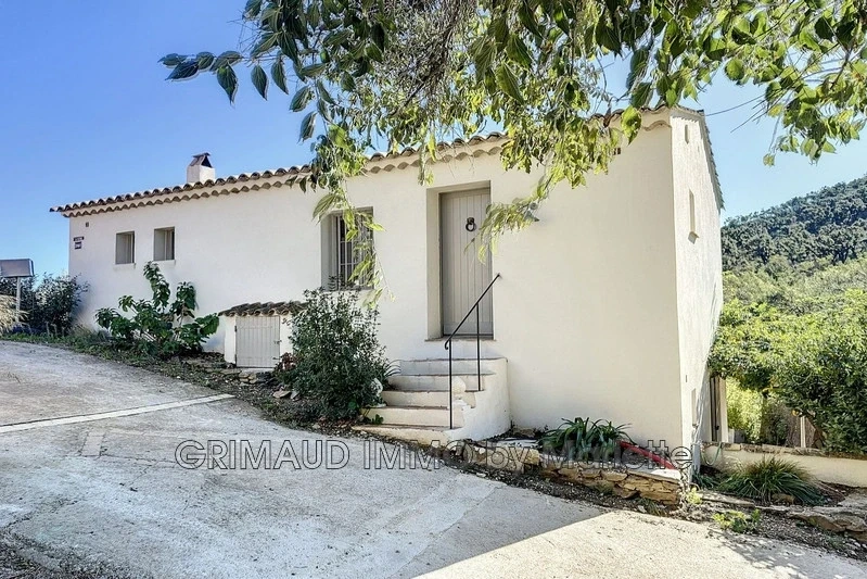 2 - venta casa grimaud var francia