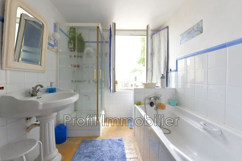 2 - house for sale in marsillargues hérault france