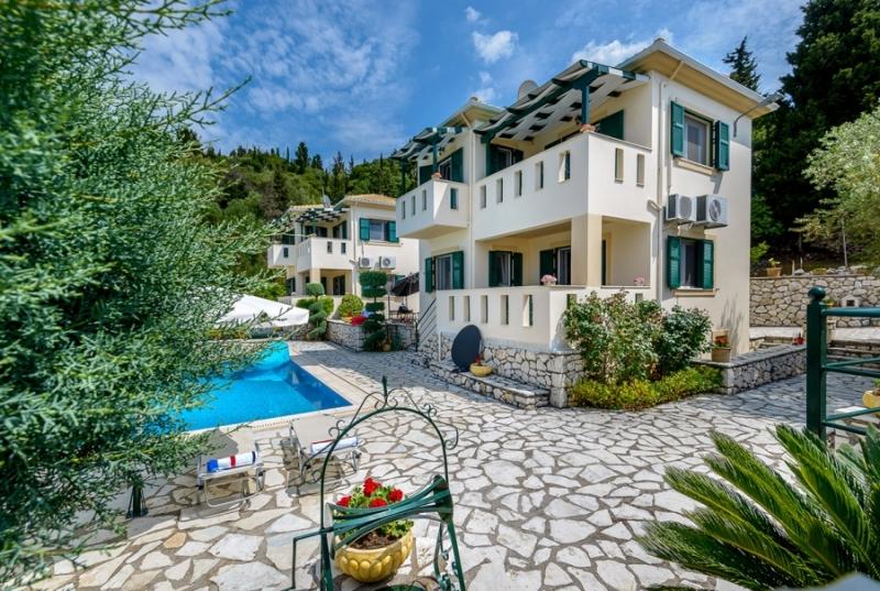 2 - vente maison vue mer lefkada îles ioniennes grèce