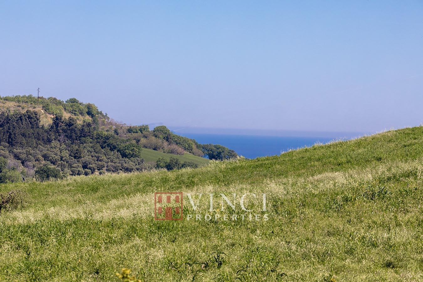 2 - vente maison vue mer fermo marches italie