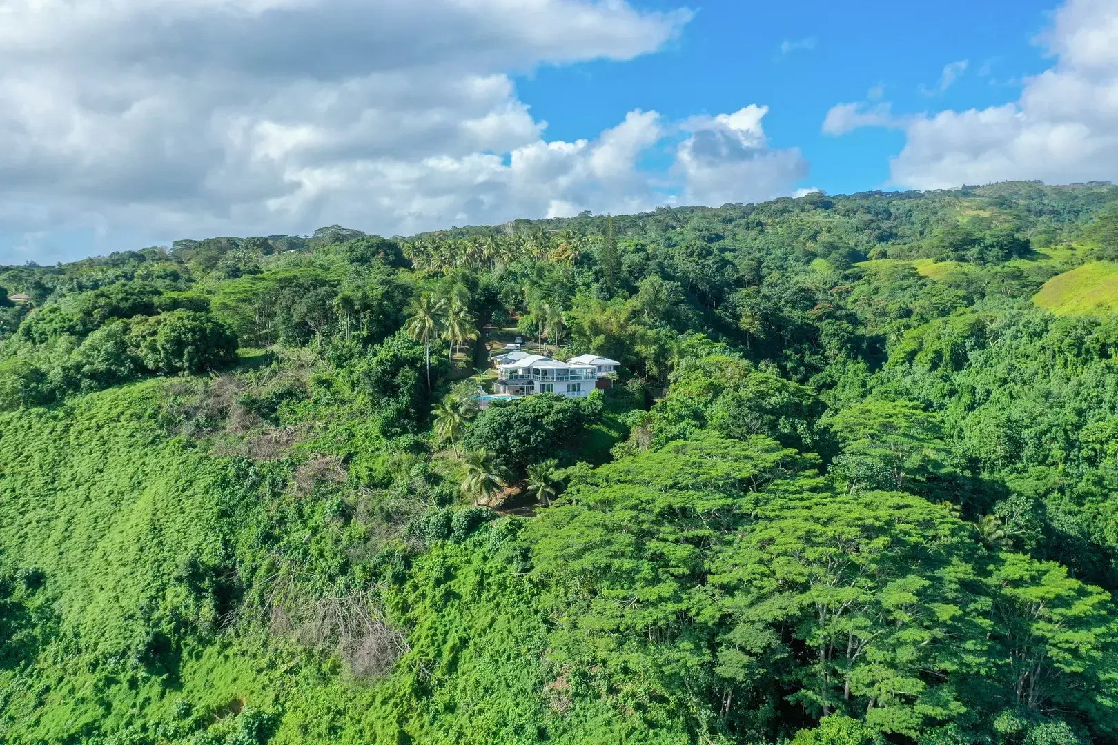 2 - verkoop landgoed aan het water toahotu windward islands frans-polynesië