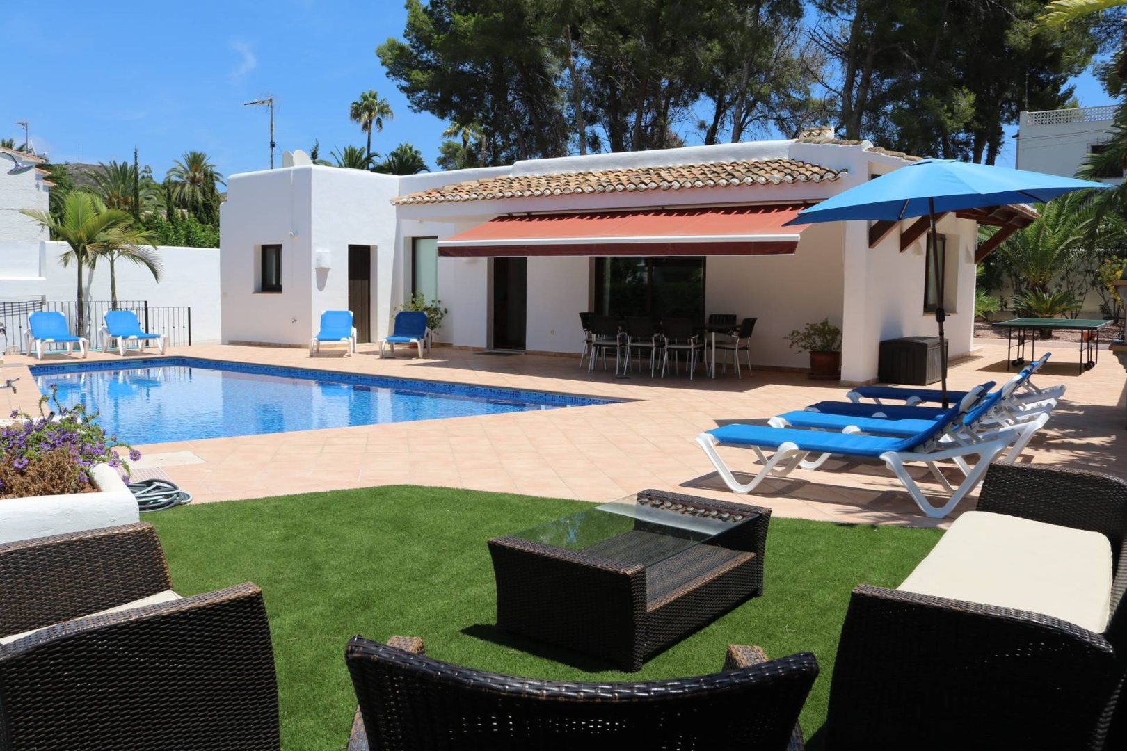 1 - aluguer sazonal casa a praia ao pé moraira - costa blanca comunidade valenciana espanha