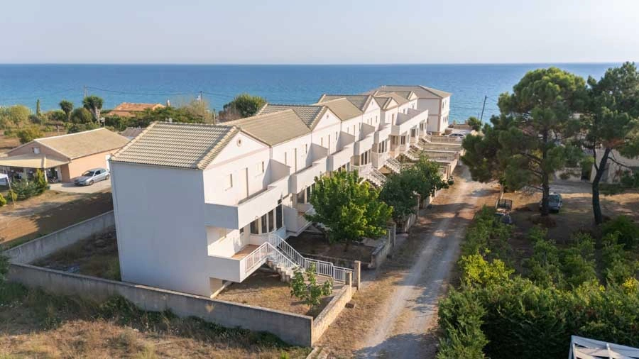 2 - vente propriété vue mer argyrádes îles ioniennes grèce