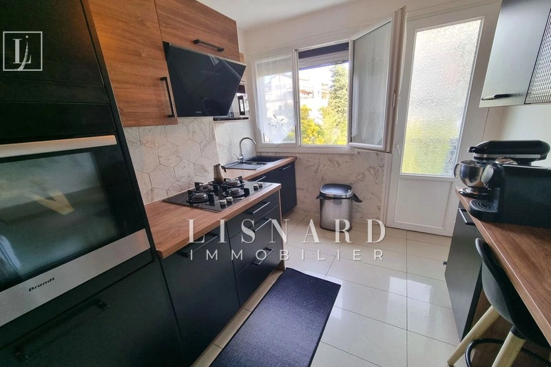 Apartamento con terraza