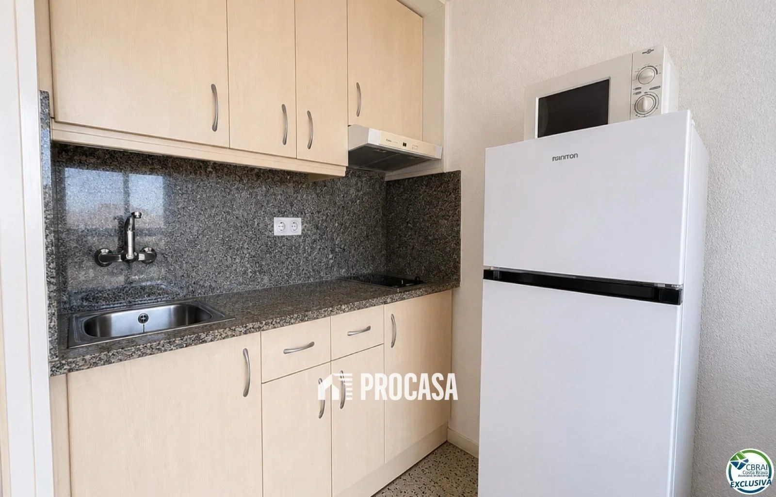 2 - verkoop appartement empuriabrava catalonia spanje