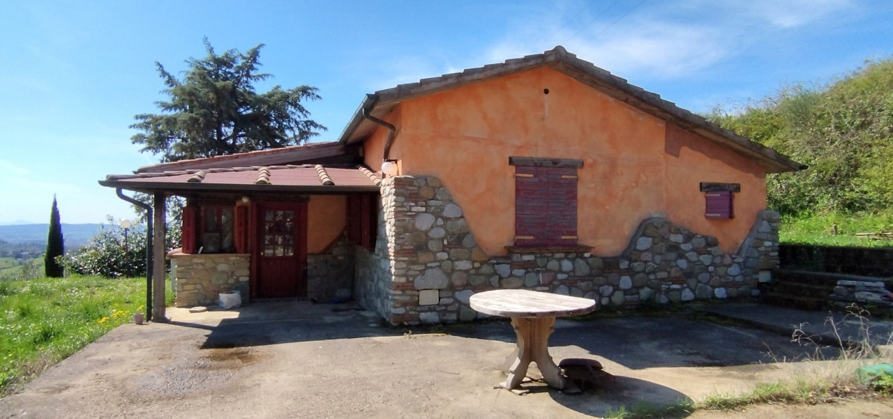 1 - venta propiedad castell'azzara toscana italia