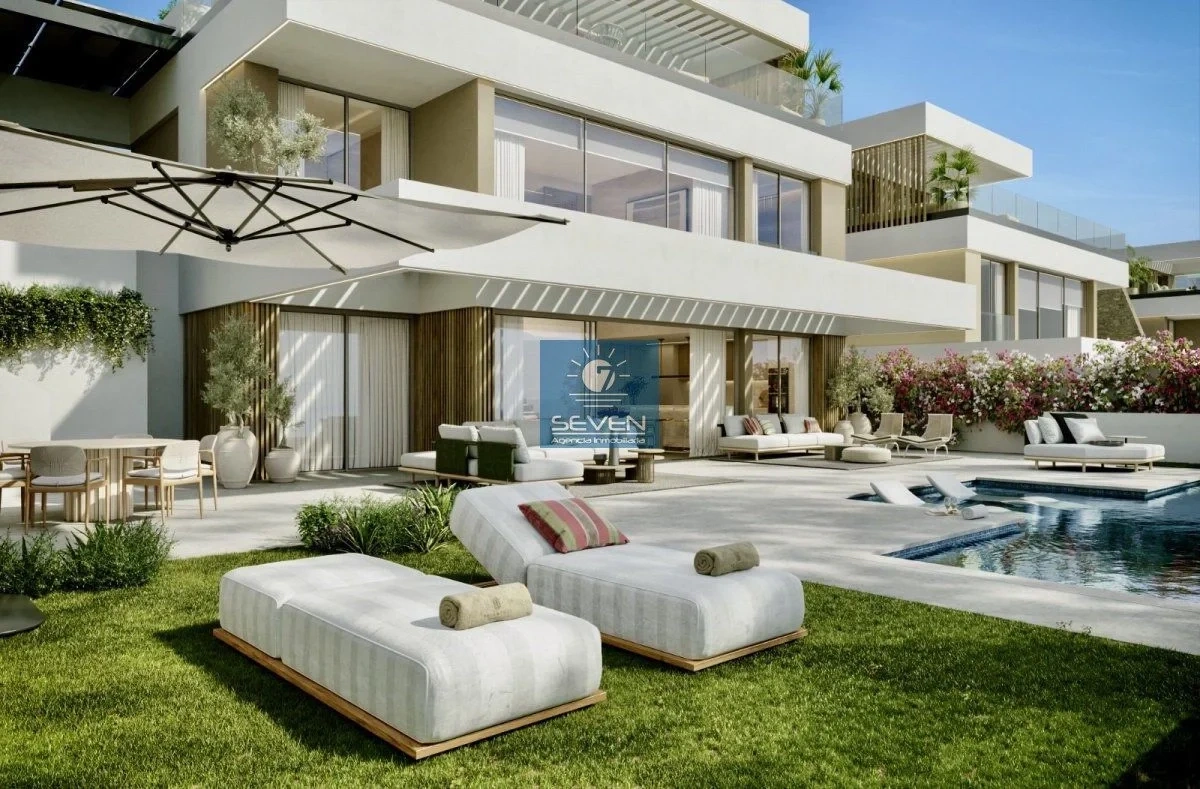 2 - verkauf villa direkt am wasser la herradura andalusien spanien
