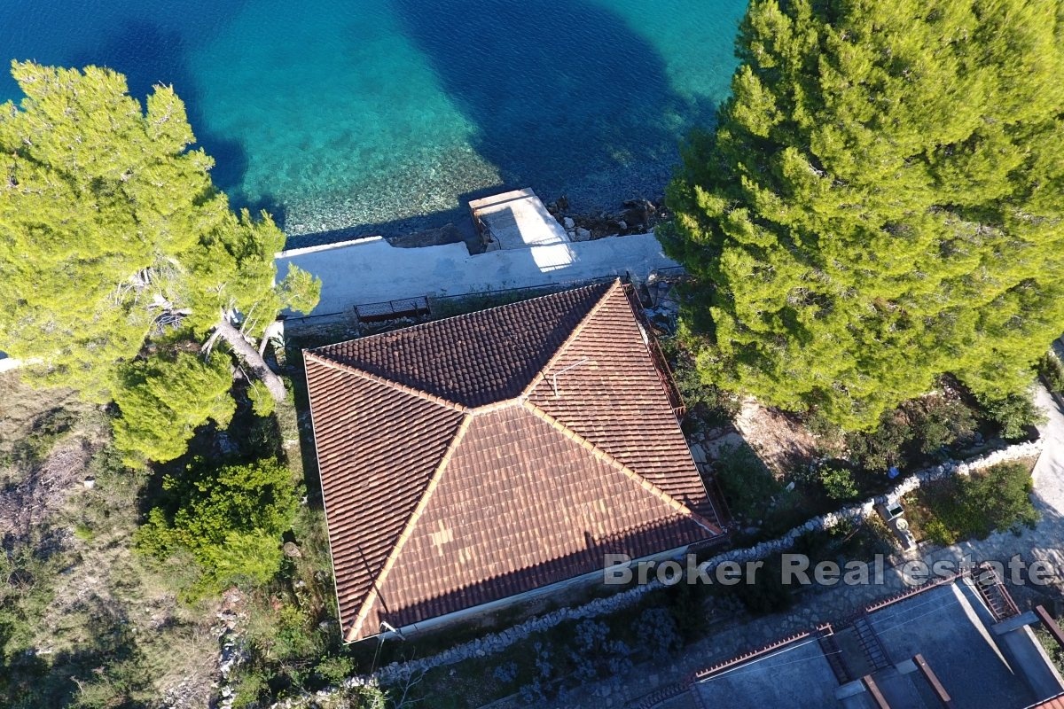 2 - venta casa vista al mar drvenik split-dalmacia croacia