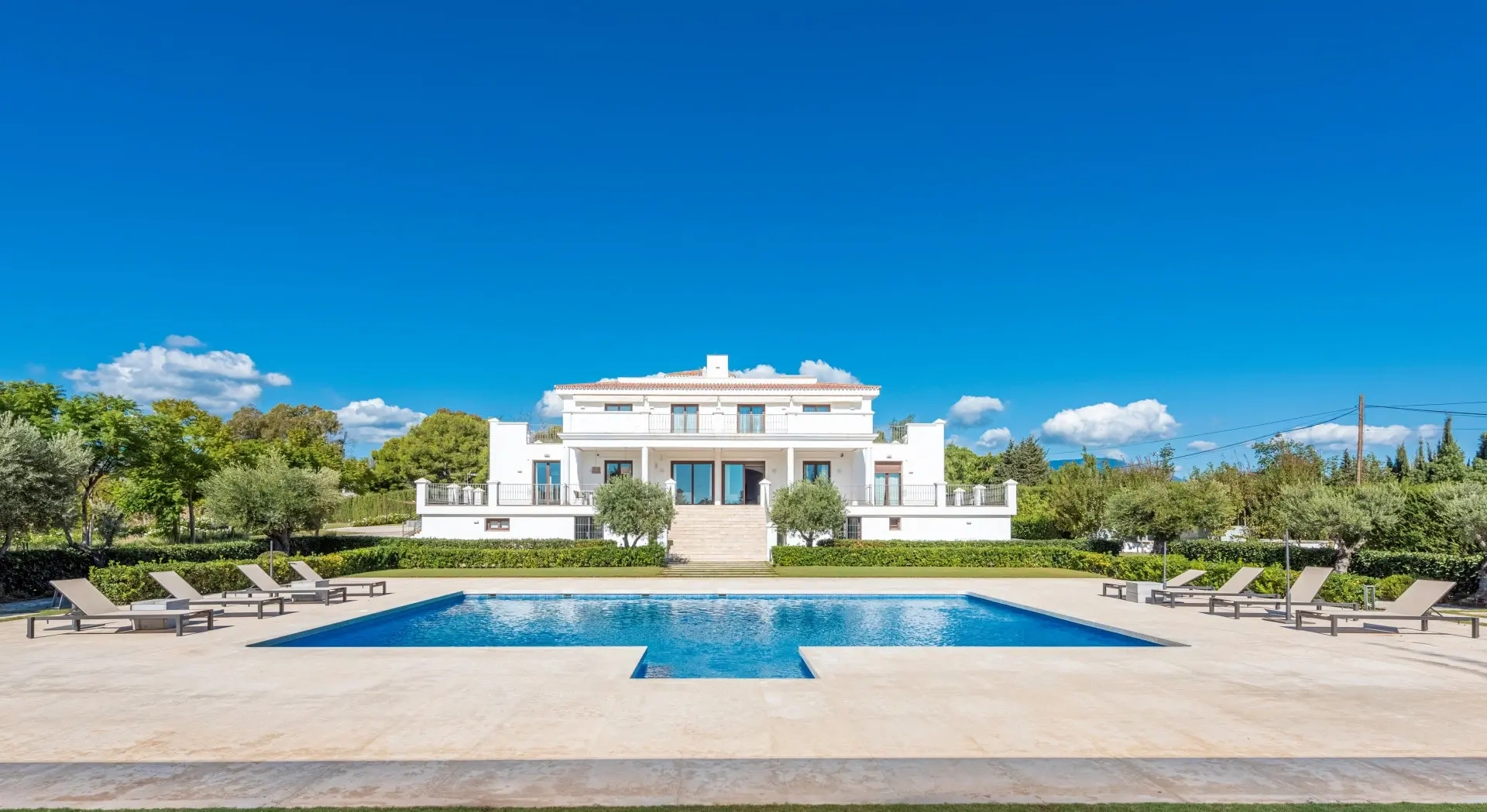 1 - house for sale in san pedro de alcántara andalusia spain