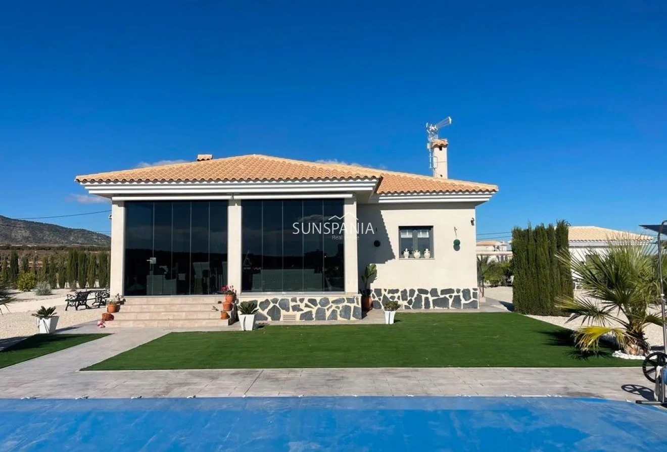 1 - verkoop huis pinoso valencian community spanje