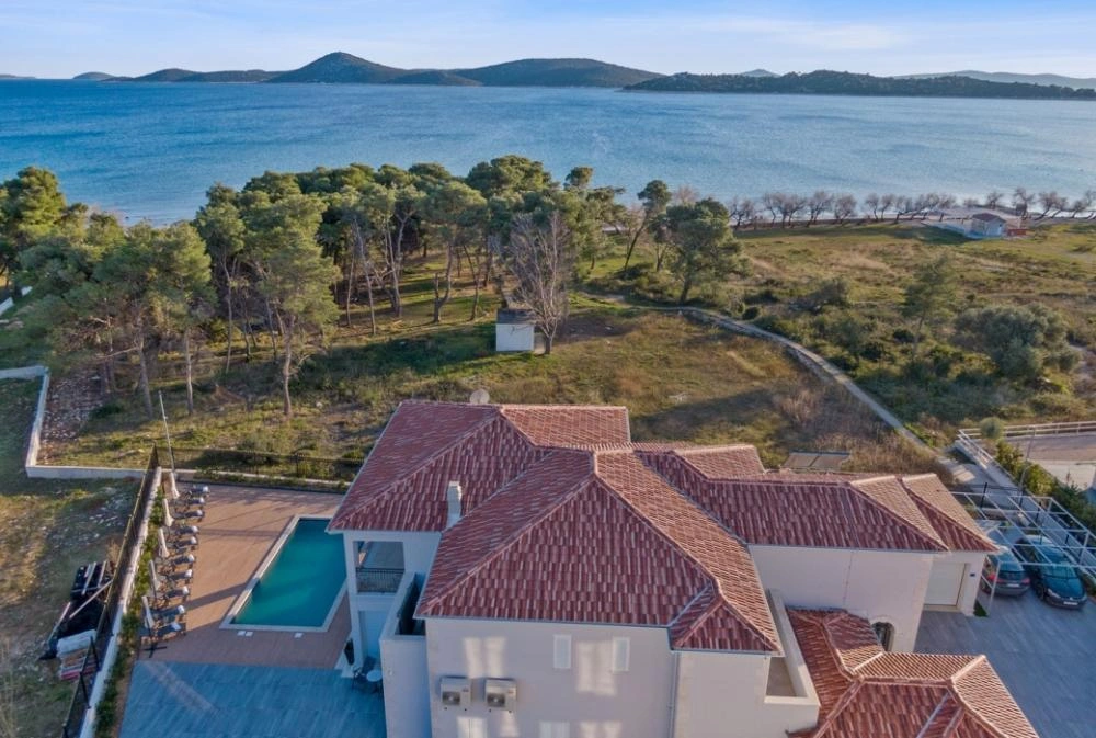 2 - verkauf haus direkt am wasser vodice šibenik-knin kroatien