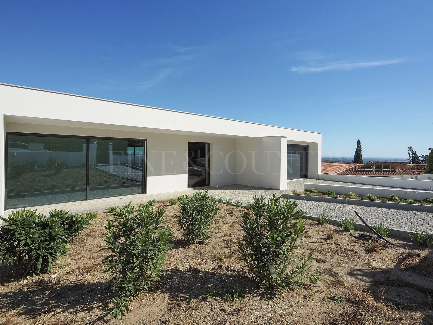 2 - villa for sale in monchique algarve portugal