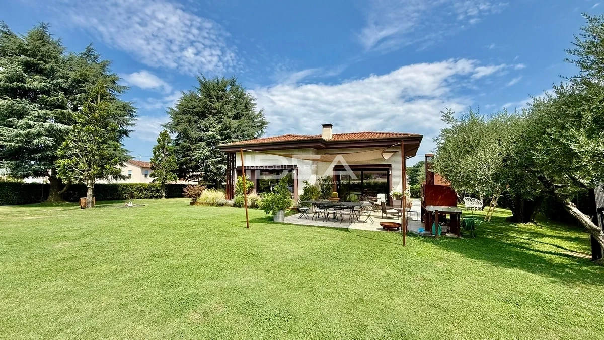 1 - vendita casa capannori toscana italia