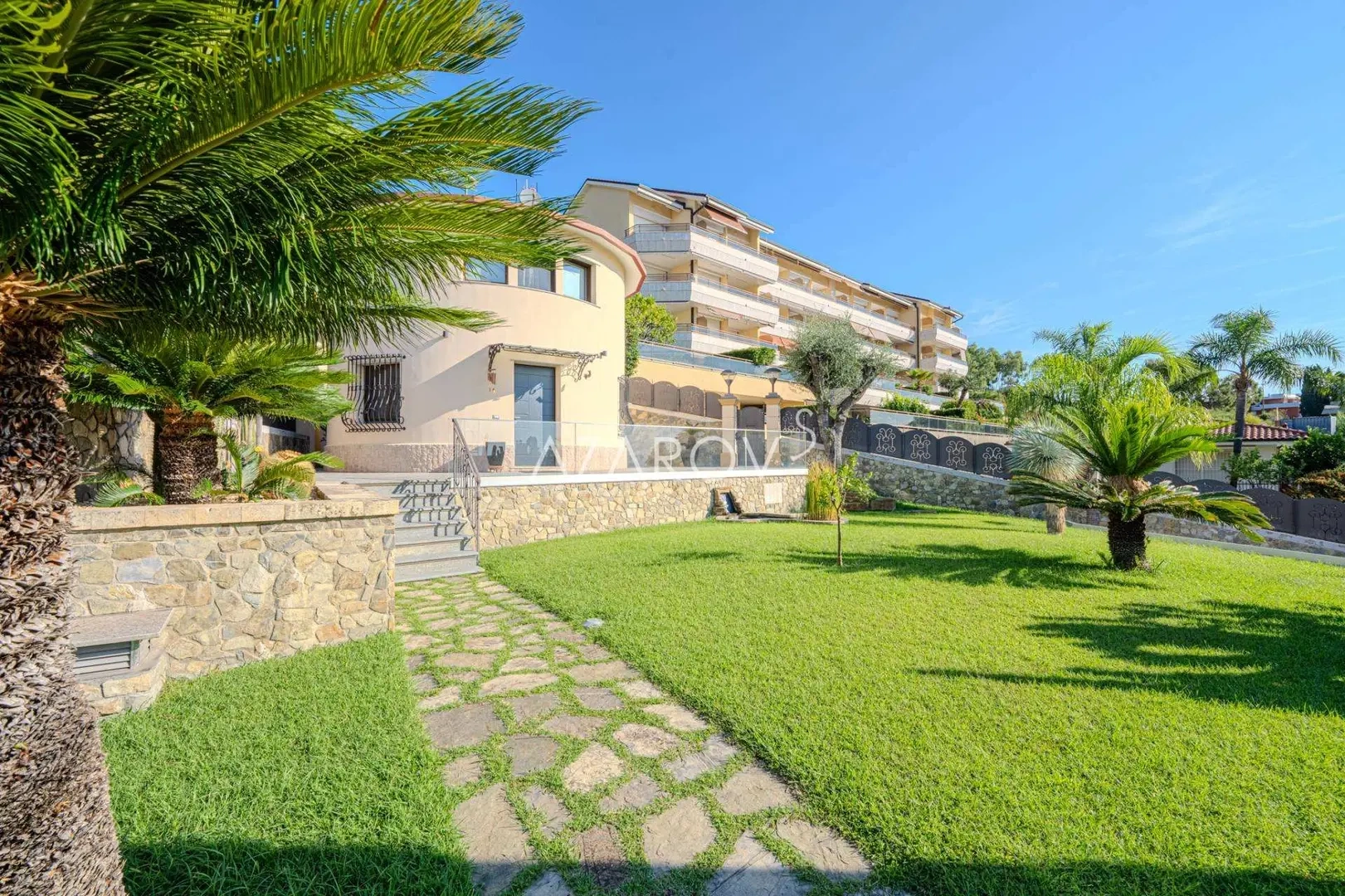 1 - venda casa vista de mar sanremo liguria itália