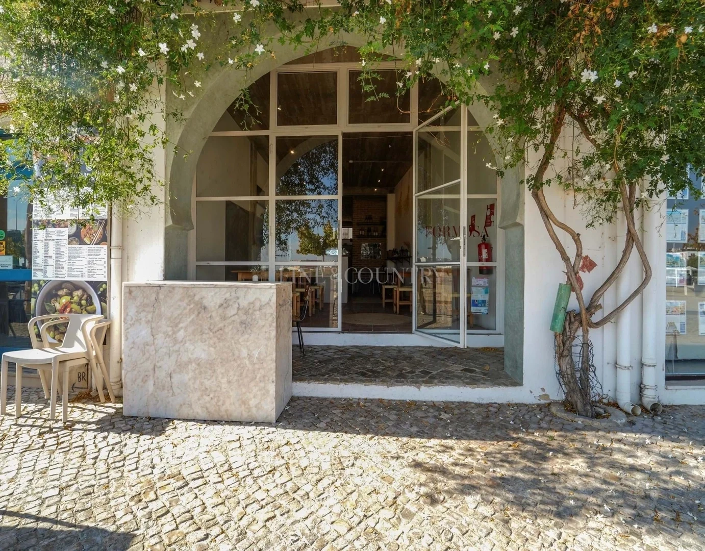 2 - venda espaço comercial tavira algarve portugal