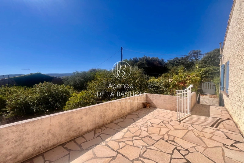 1 - house for sale in saint-maximin-la-sainte-baume var france