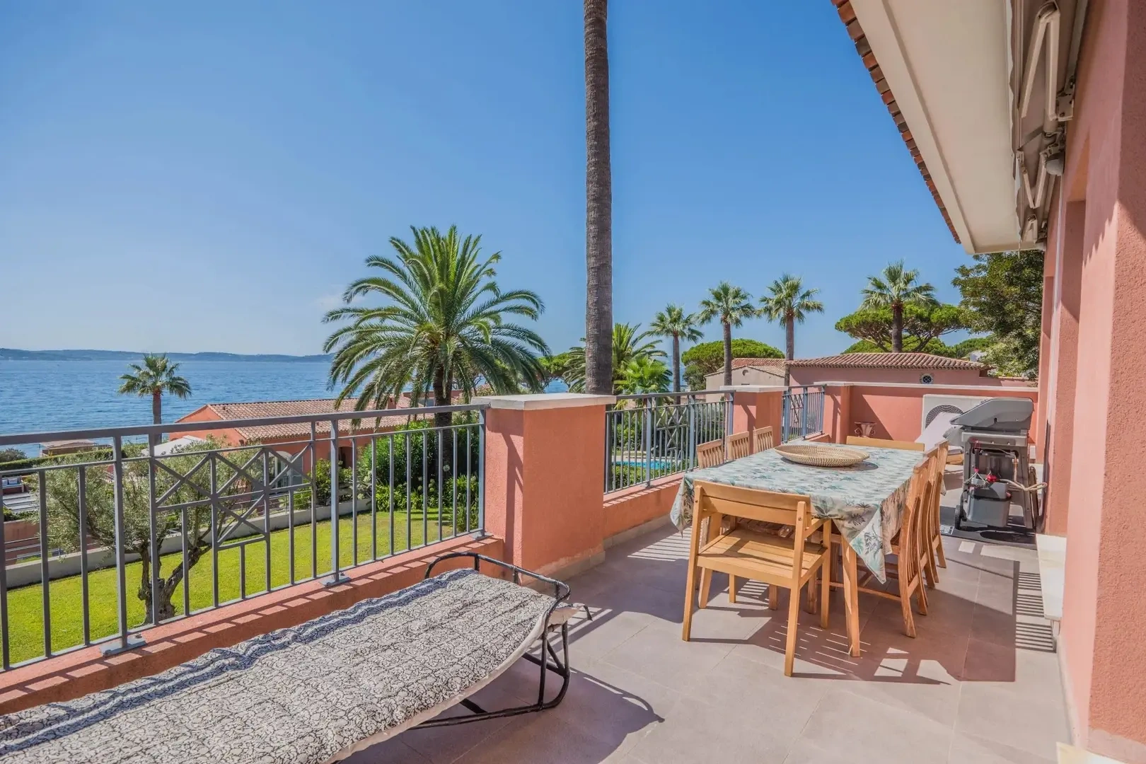 2 - affitto vacanze appartamento vista mare sainte-maxime var francia
