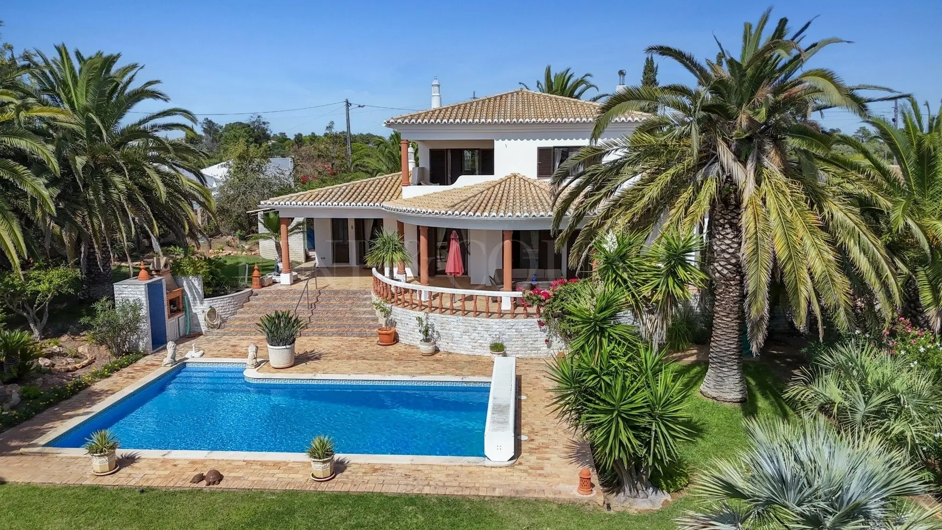 2 - verkoop villa carvoeiro algarve portugal