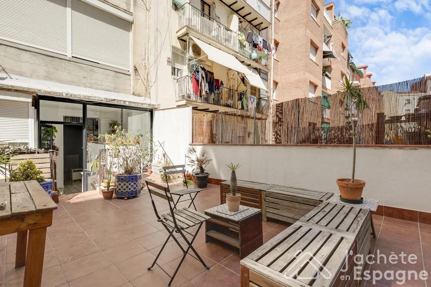 2 - apartment for sale in barcelona catalonia spain