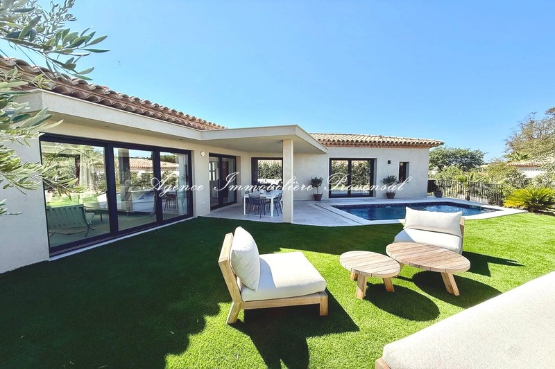 3 bedroom house with swimming pool
